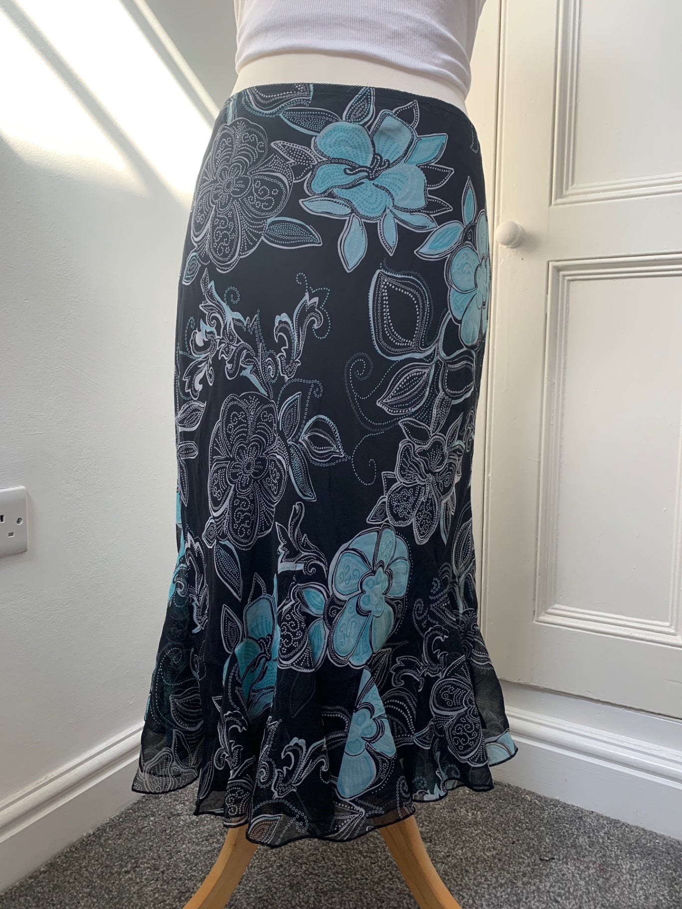 vintage floral black skirt 