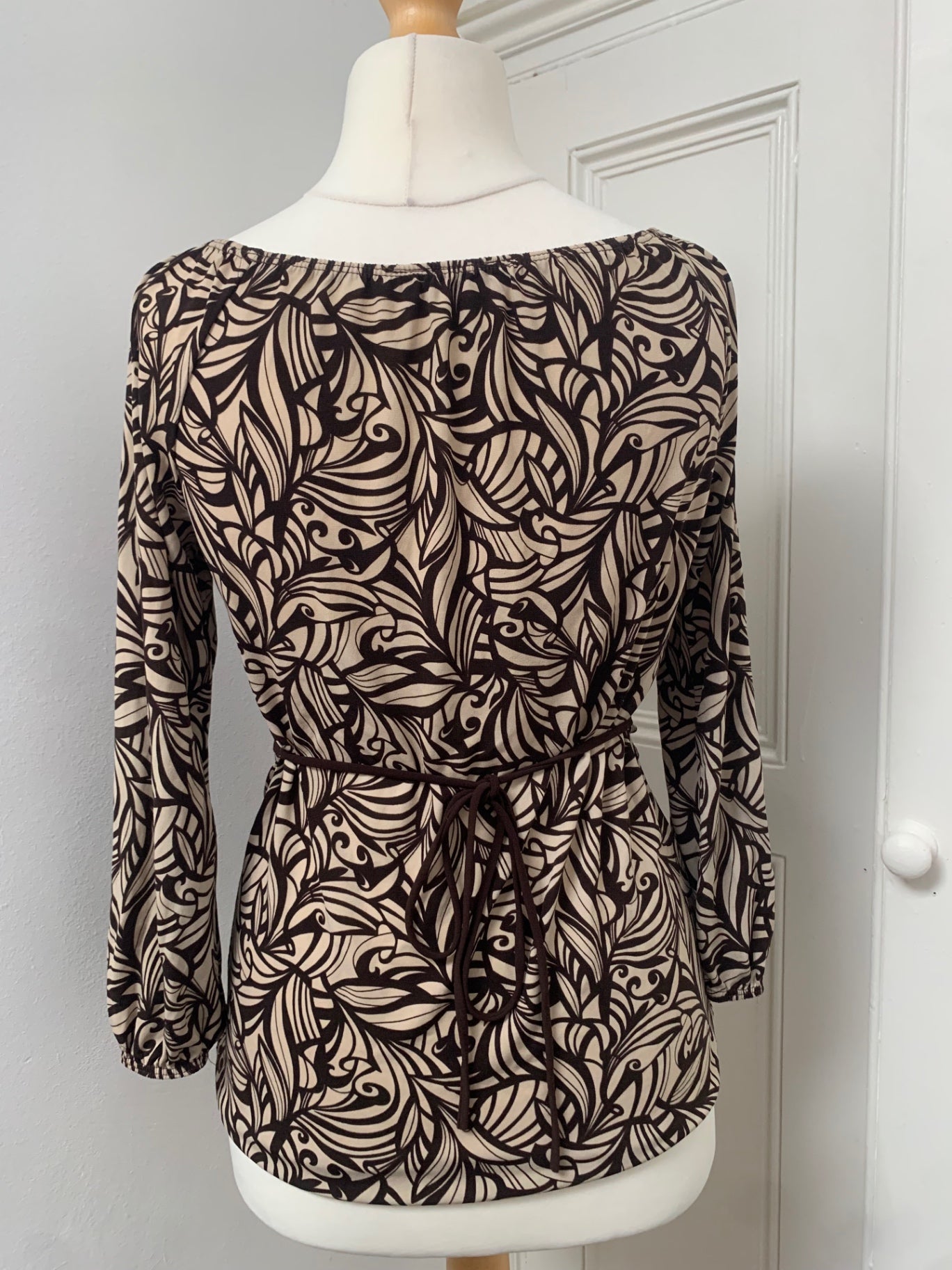 vintage brown swirl top 