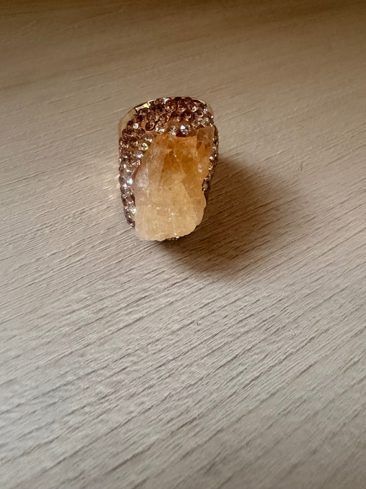 Crystal adjustable ring 