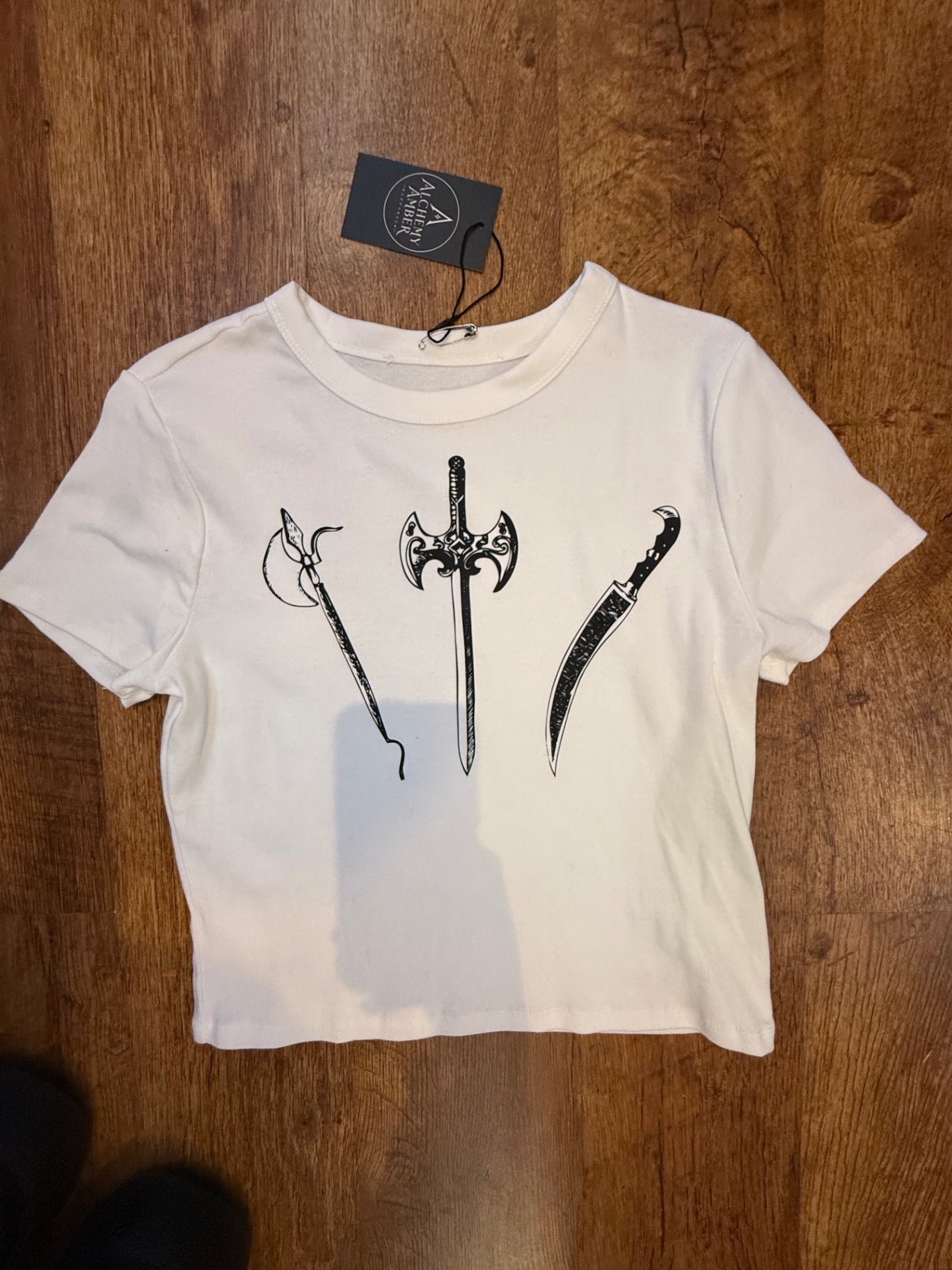 Mediaeval weaponry cropped  T-shirt size medium