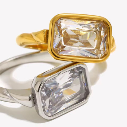 The Icon Ring Silver S6