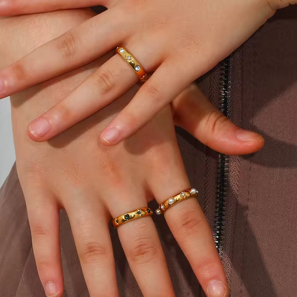 Constellation Pearl Gold Ring Size 7