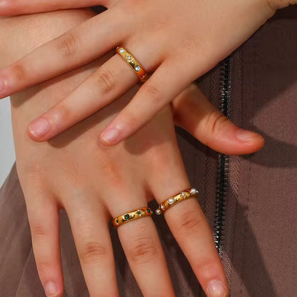 Constellation Pearl Gold Ring Size 6