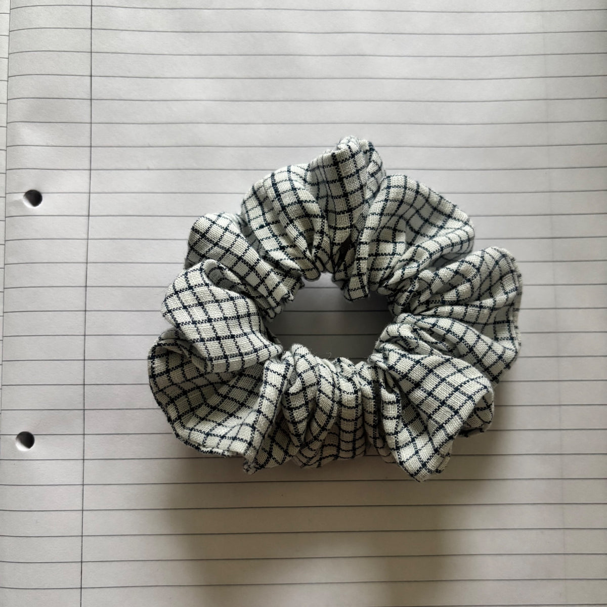 Mini Grid Scrunchie