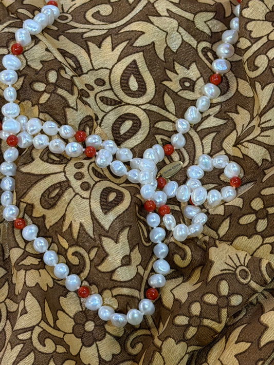 The Red Thread Pearl Necklace