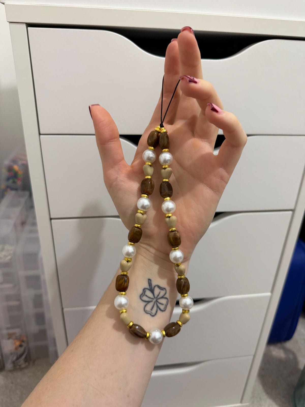 ‘Iced coffee’ phone charm