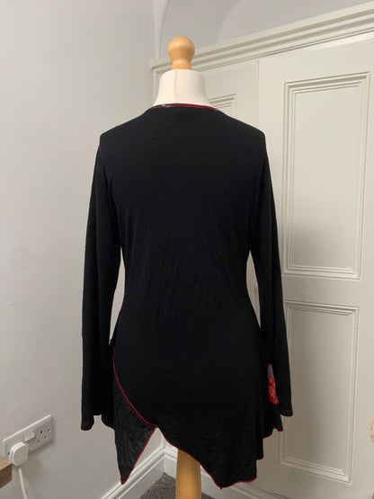 french vintage black & red knit