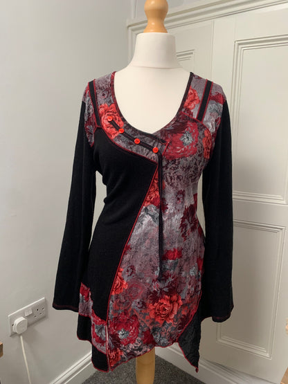 french vintage black & red knit
