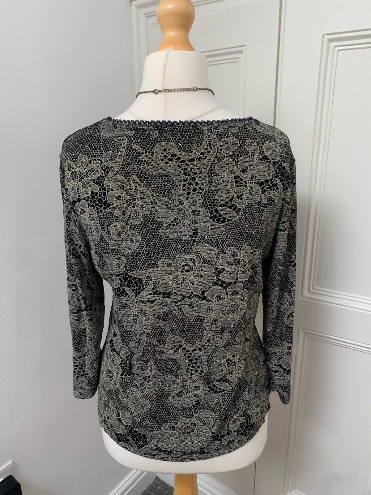 vintage black & gold top 