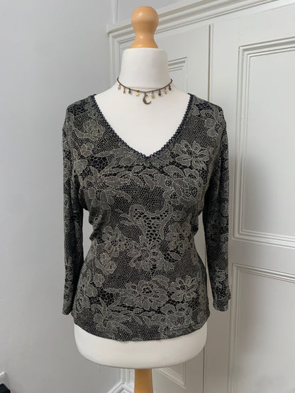 vintage black & gold top 