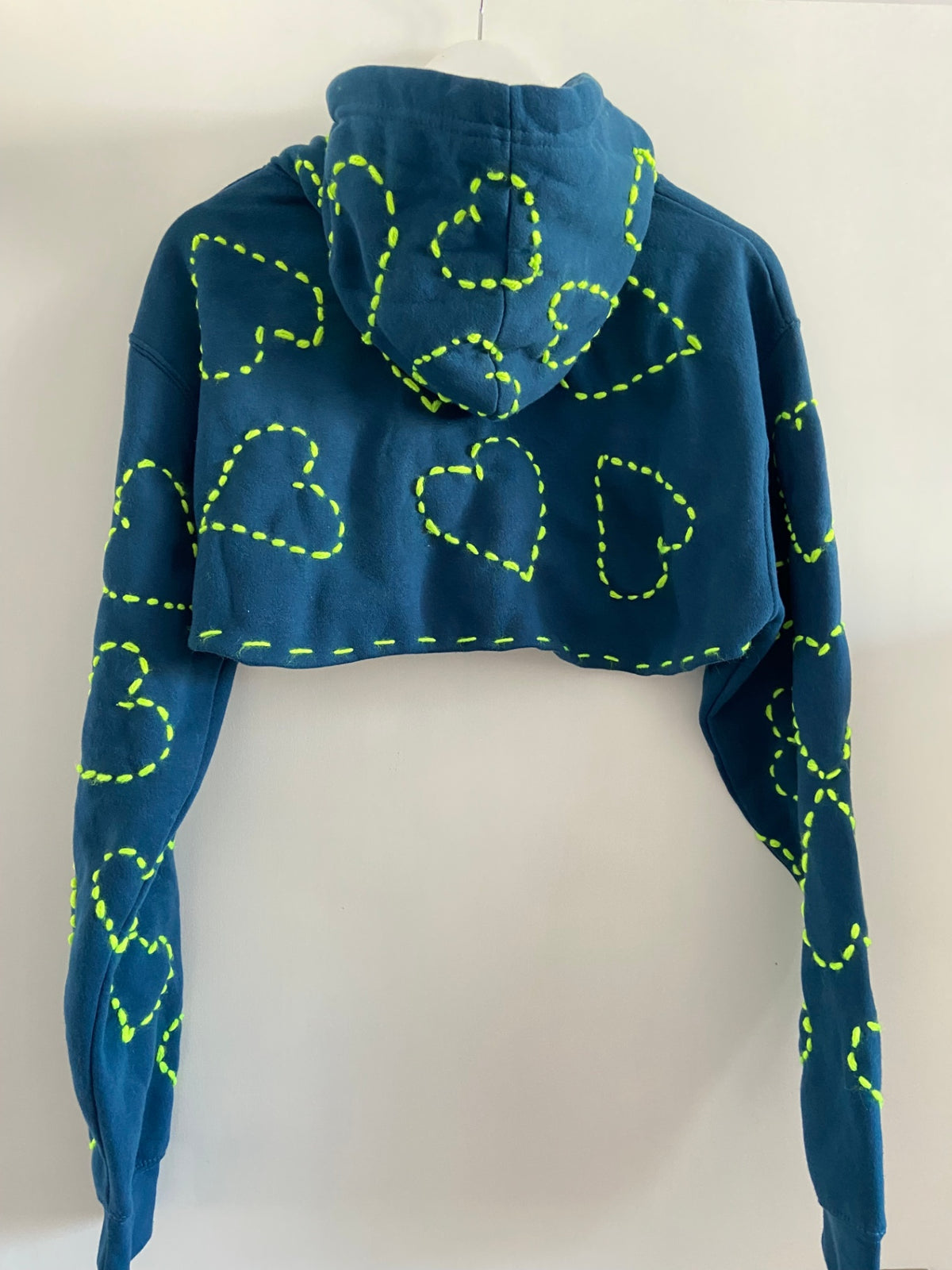 Knitted Heart cropped Hooded Sweatshirt