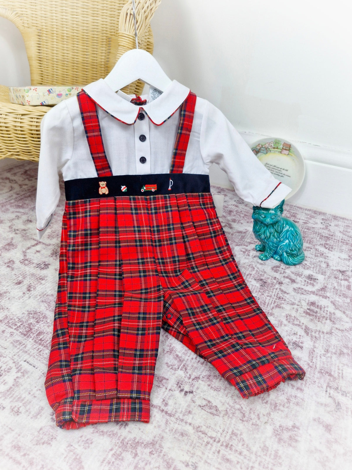 Tartan vintage boys outfit 