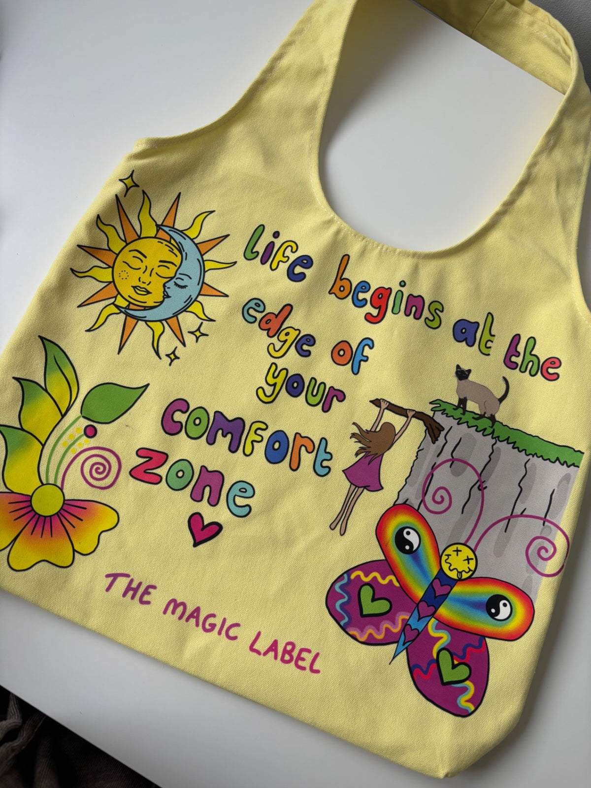 Comfort zone tote THE MAGIC LABEL