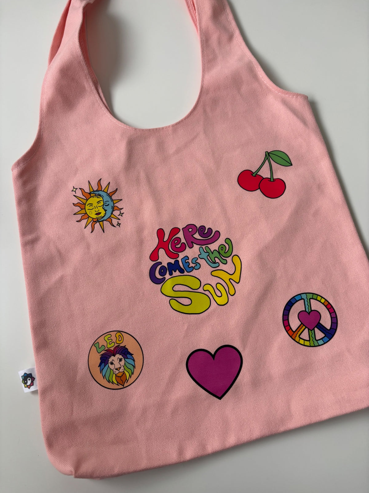 Here comes the sun tote THE MAGIC LABEL