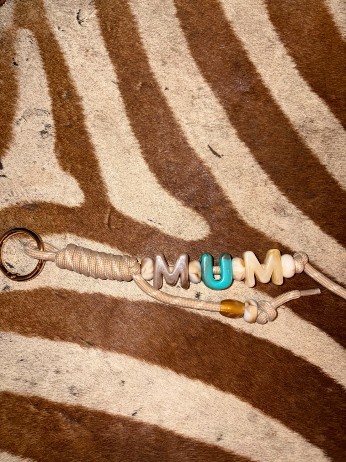 ‘Mum’ bag charm 